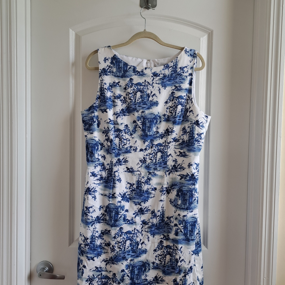 Elegant Blue and White Sleeveless Dress
